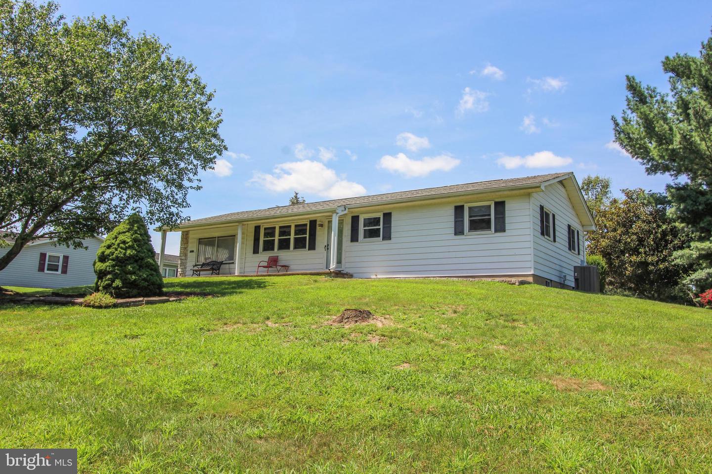 721 READUS RD, EDINBURG, Virginia 22824, 3 Bedrooms Bedrooms, ,1 BathroomBathrooms,Residential,For sale,721 READUS RD,VASH2012164 MLS # VASH2012164