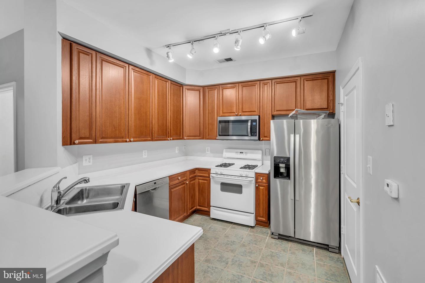 500 BELMONT BAY DR #105 W, WOODBRIDGE, Virginia 22191, 2 Bedrooms Bedrooms, ,2 BathroomsBathrooms,Residential,For sale,500 BELMONT BAY DR #105 W,VAPW2100782 MLS # VAPW2100782
