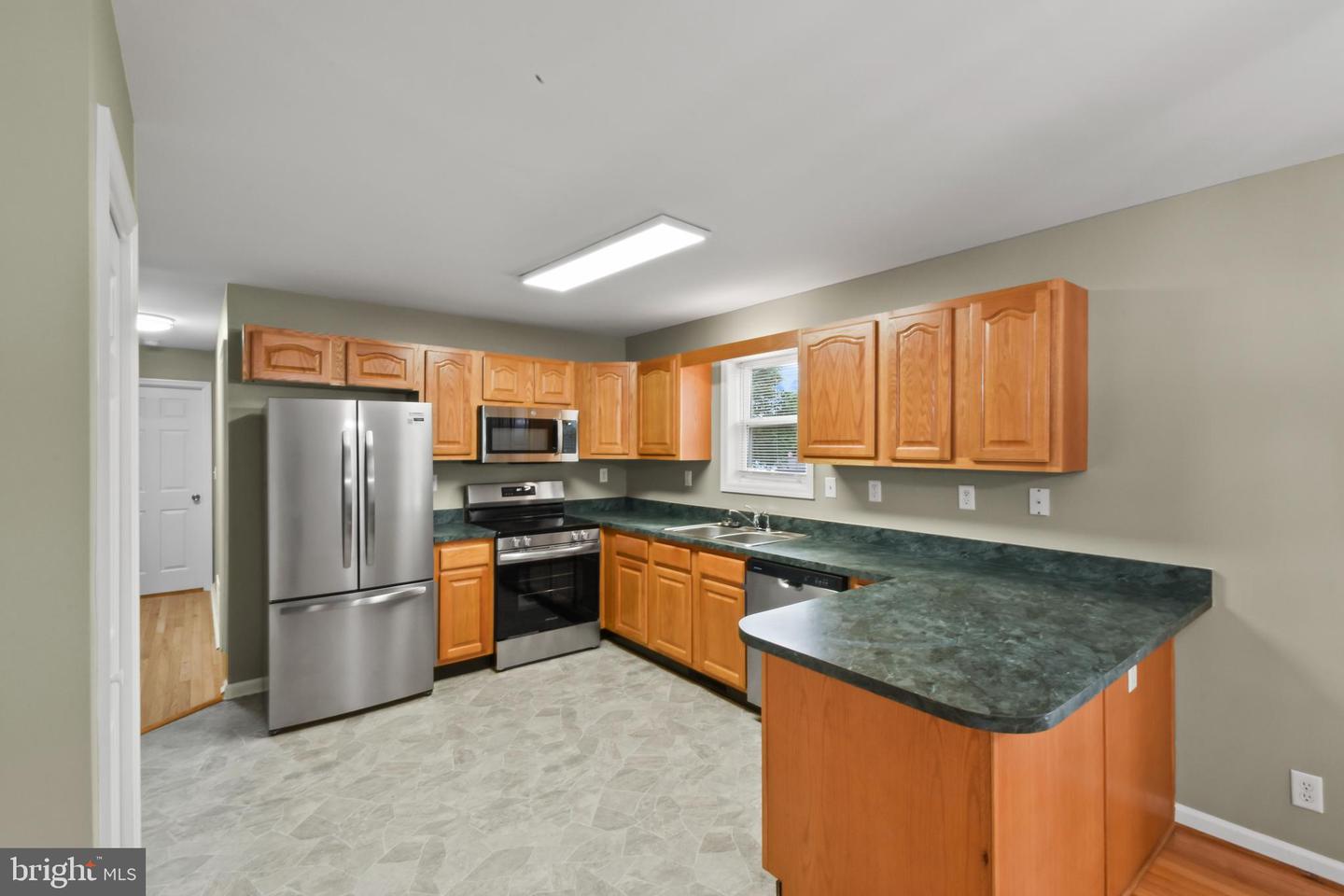 391 ALSBERRY ST, STRASBURG, Virginia 22657, 3 Bedrooms Bedrooms, 5 Rooms Rooms,2 BathroomsBathrooms,Residential,For sale,391 ALSBERRY ST,VASH2012170 MLS # VASH2012170
