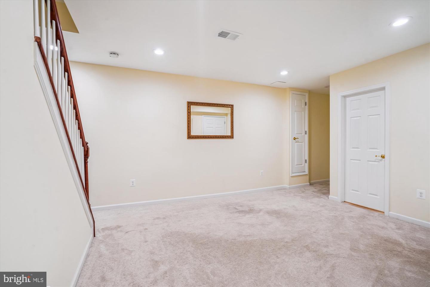 6609 DEGEN DR, BURKE, Virginia 22015, 5 Bedrooms Bedrooms, ,3 BathroomsBathrooms,Residential,For sale,6609 DEGEN DR,VAFX2256682 MLS # VAFX2256682