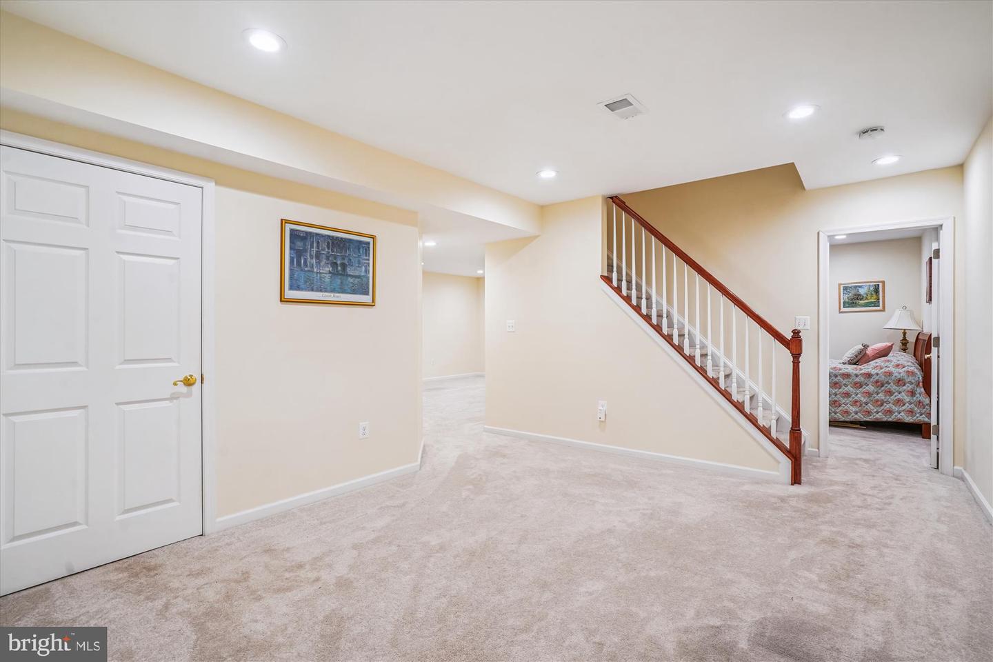 6609 DEGEN DR, BURKE, Virginia 22015, 5 Bedrooms Bedrooms, ,3 BathroomsBathrooms,Residential,For sale,6609 DEGEN DR,VAFX2256682 MLS # VAFX2256682
