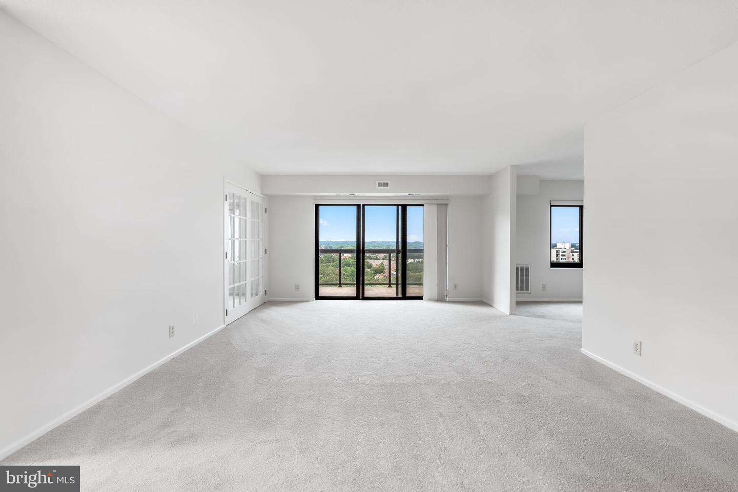 203 YOAKUM PKWY #1725, ALEXANDRIA, Virginia 22304, 3 Bedrooms Bedrooms, ,2 BathroomsBathrooms,Residential,For sale,203 YOAKUM PKWY #1725,VAAX2048258 MLS # VAAX2048258