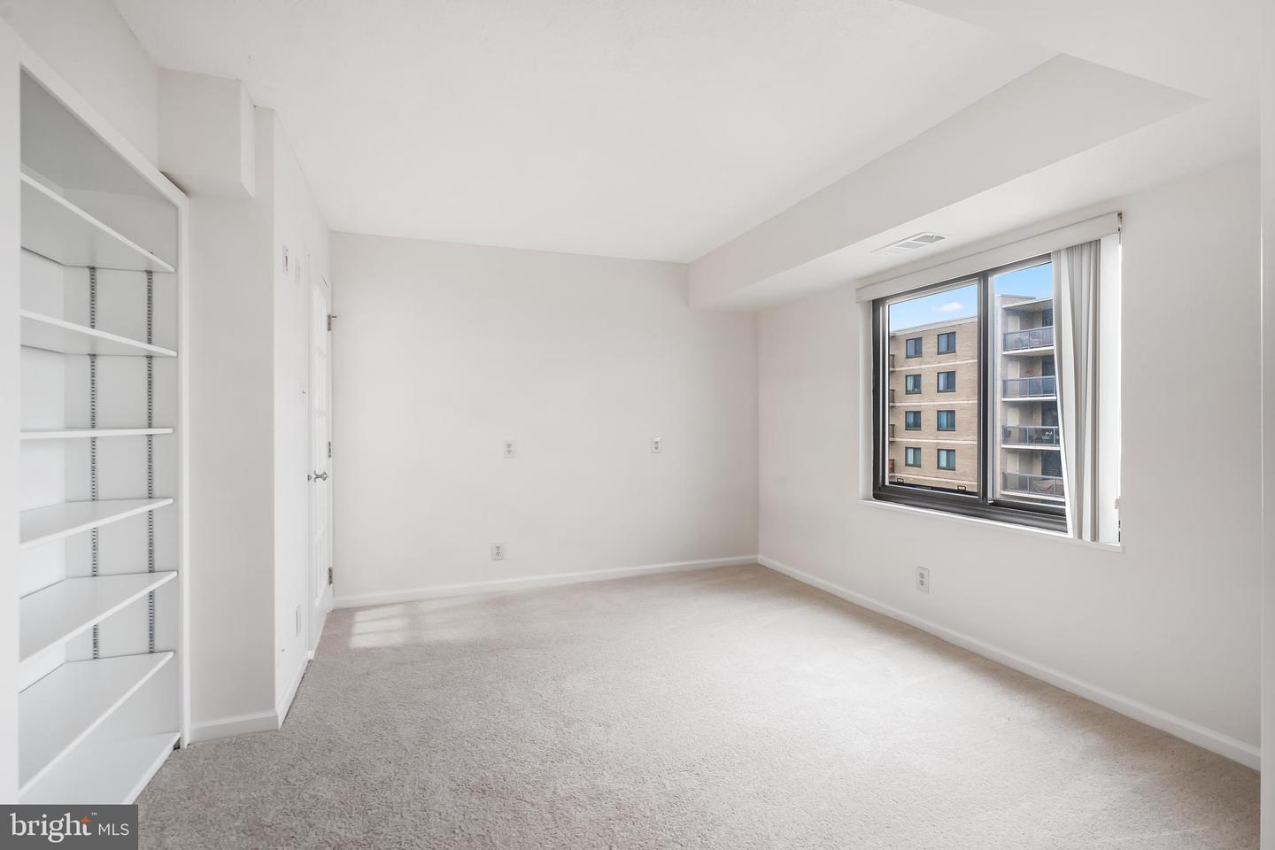 203 YOAKUM PKWY #1725, ALEXANDRIA, Virginia 22304, 3 Bedrooms Bedrooms, ,2 BathroomsBathrooms,Residential,For sale,203 YOAKUM PKWY #1725,VAAX2048258 MLS # VAAX2048258