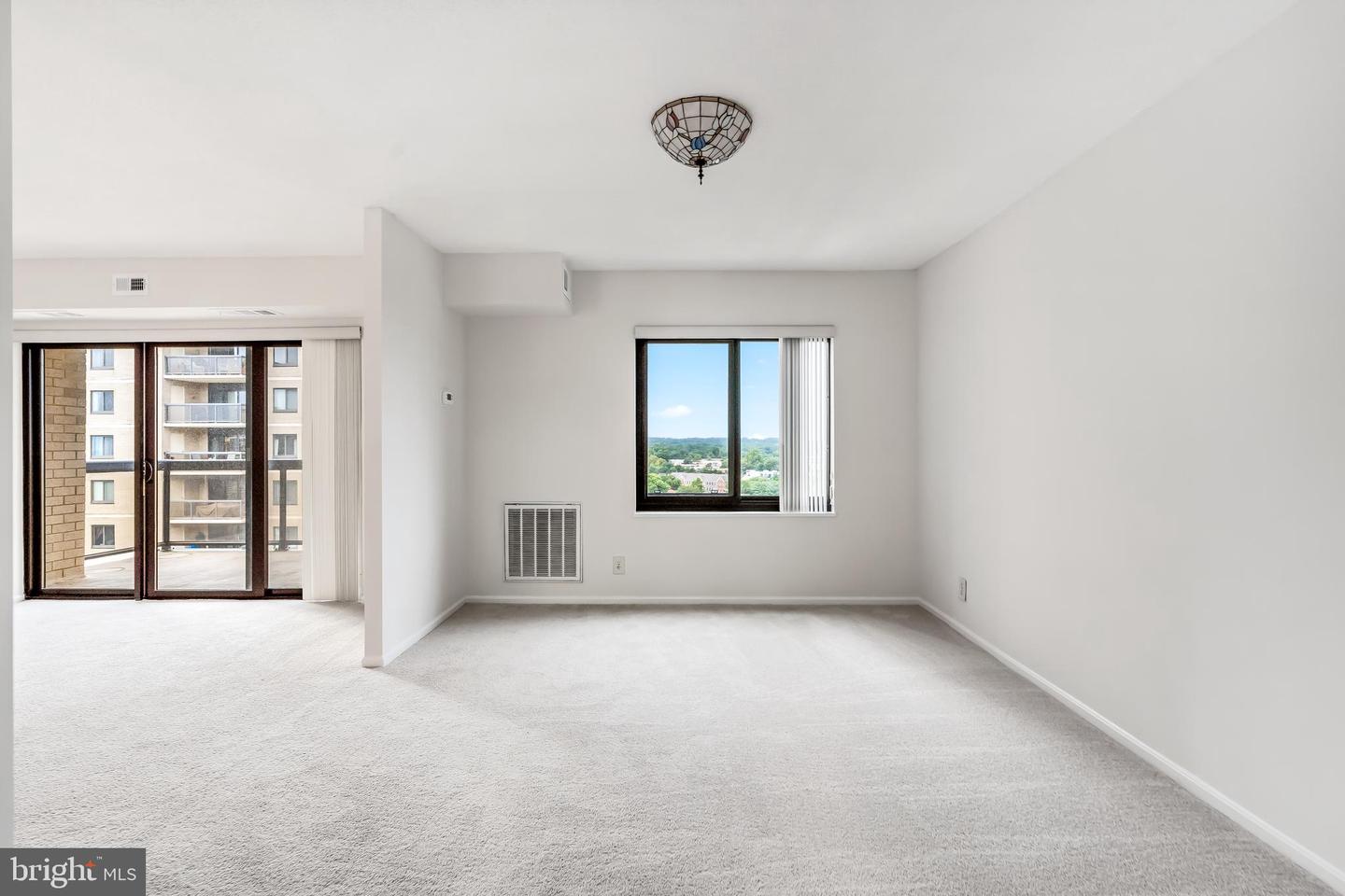 203 YOAKUM PKWY #1725, ALEXANDRIA, Virginia 22304, 3 Bedrooms Bedrooms, ,2 BathroomsBathrooms,Residential,For sale,203 YOAKUM PKWY #1725,VAAX2048258 MLS # VAAX2048258
