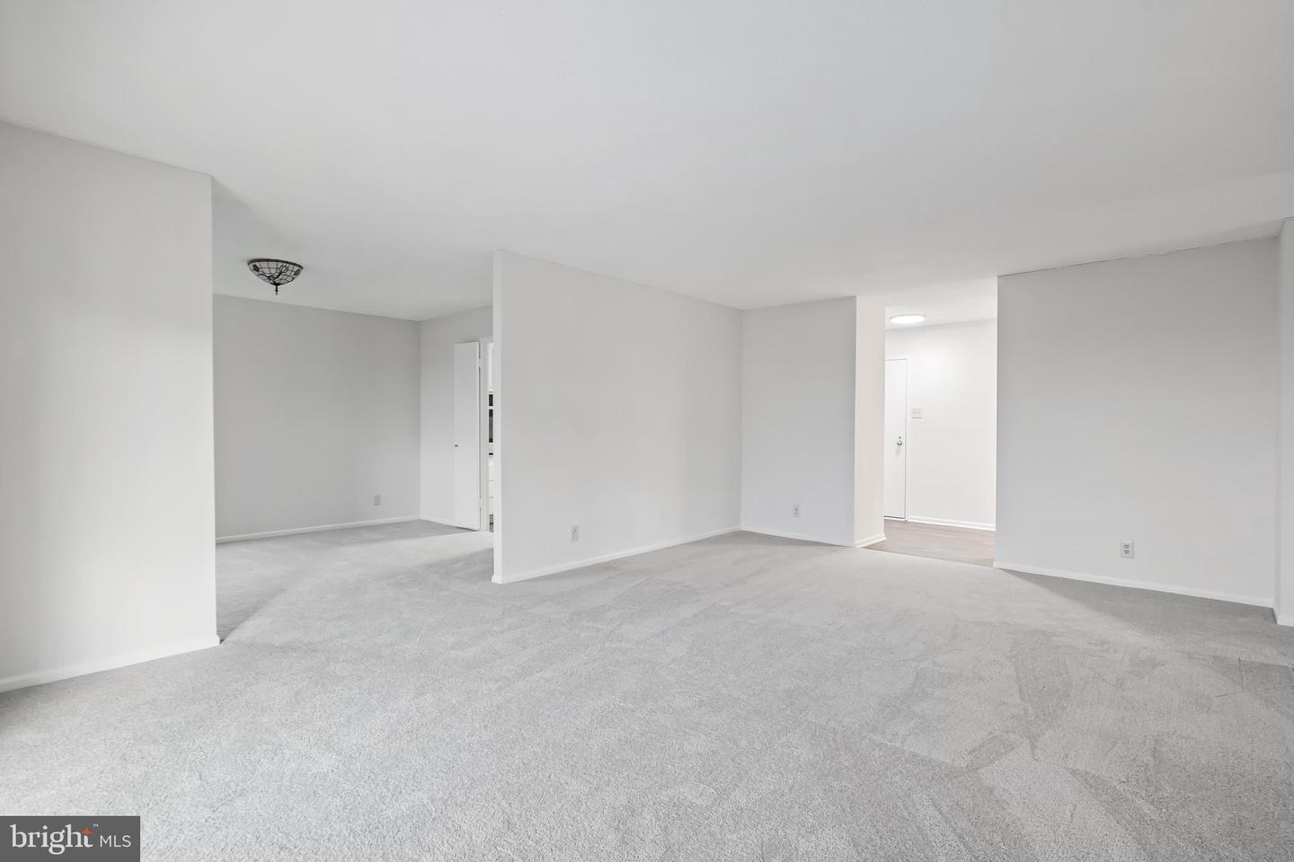 203 YOAKUM PKWY #1725, ALEXANDRIA, Virginia 22304, 3 Bedrooms Bedrooms, ,2 BathroomsBathrooms,Residential,For sale,203 YOAKUM PKWY #1725,VAAX2048258 MLS # VAAX2048258