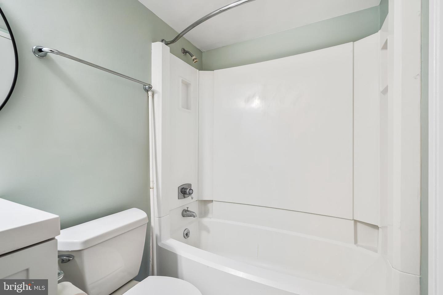 203 YOAKUM PKWY #1725, ALEXANDRIA, Virginia 22304, 3 Bedrooms Bedrooms, ,2 BathroomsBathrooms,Residential,For sale,203 YOAKUM PKWY #1725,VAAX2048258 MLS # VAAX2048258