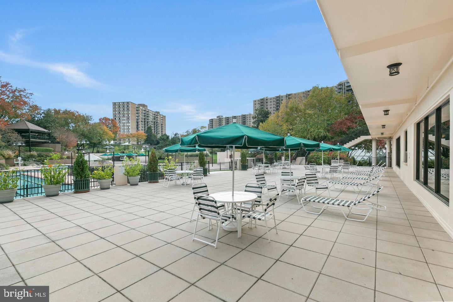 203 YOAKUM PKWY #1725, ALEXANDRIA, Virginia 22304, 3 Bedrooms Bedrooms, ,2 BathroomsBathrooms,Residential,For sale,203 YOAKUM PKWY #1725,VAAX2048258 MLS # VAAX2048258
