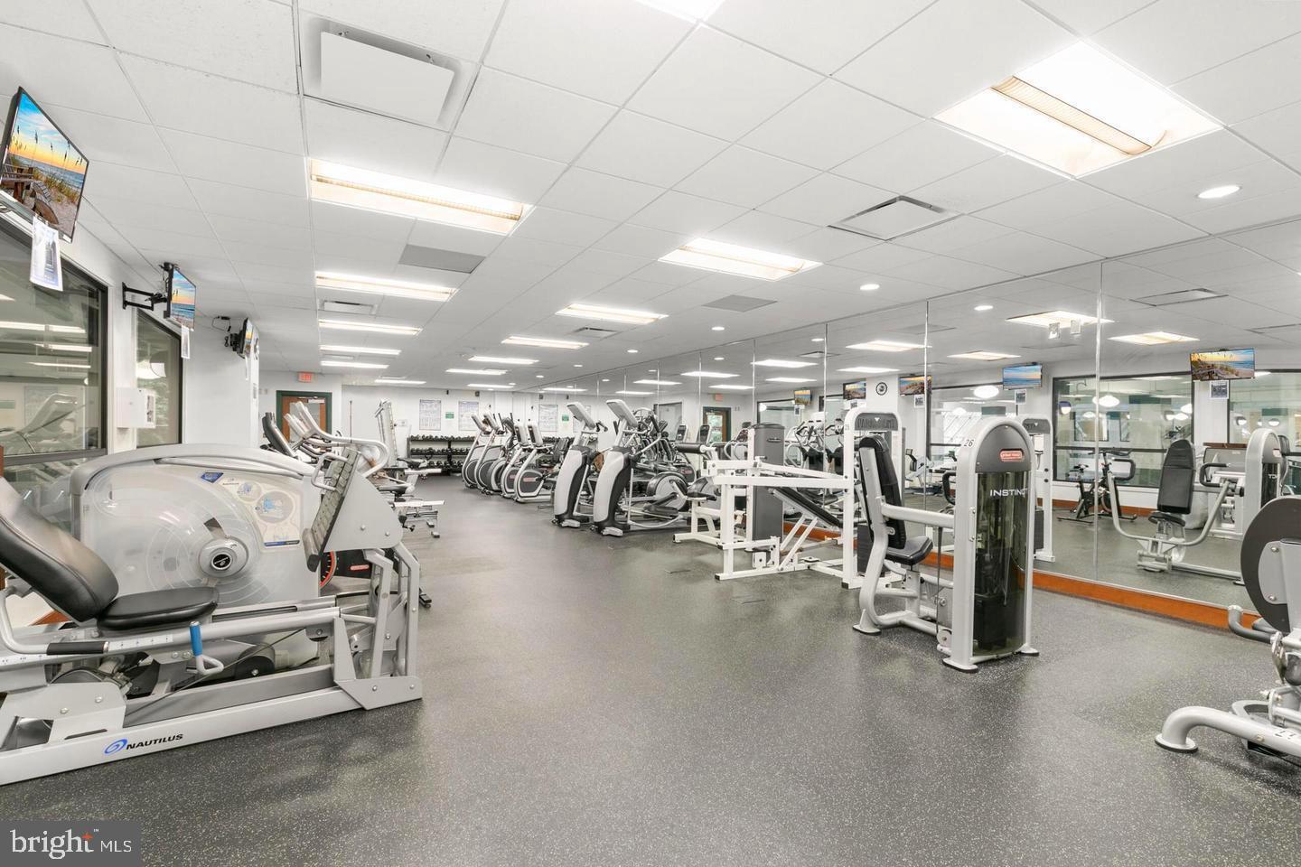 203 YOAKUM PKWY #1725, ALEXANDRIA, Virginia 22304, 3 Bedrooms Bedrooms, ,2 BathroomsBathrooms,Residential,For sale,203 YOAKUM PKWY #1725,VAAX2048258 MLS # VAAX2048258