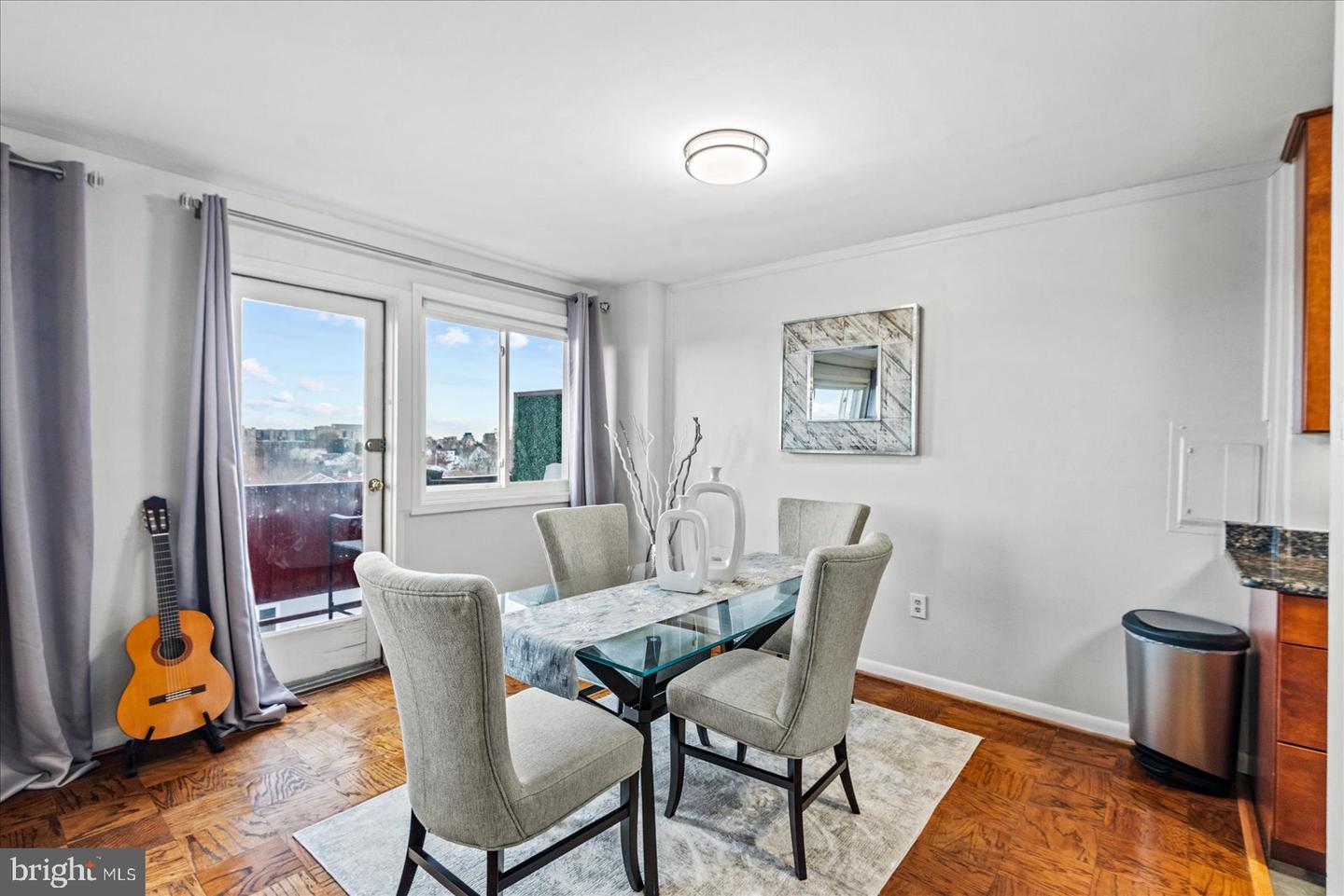1830 COLUMBIA PIKE #410, ARLINGTON, Virginia 22204, 2 Bedrooms Bedrooms, ,1 BathroomBathrooms,Residential,For sale,1830 COLUMBIA PIKE #410,VAAR2051134 MLS # VAAR2051134