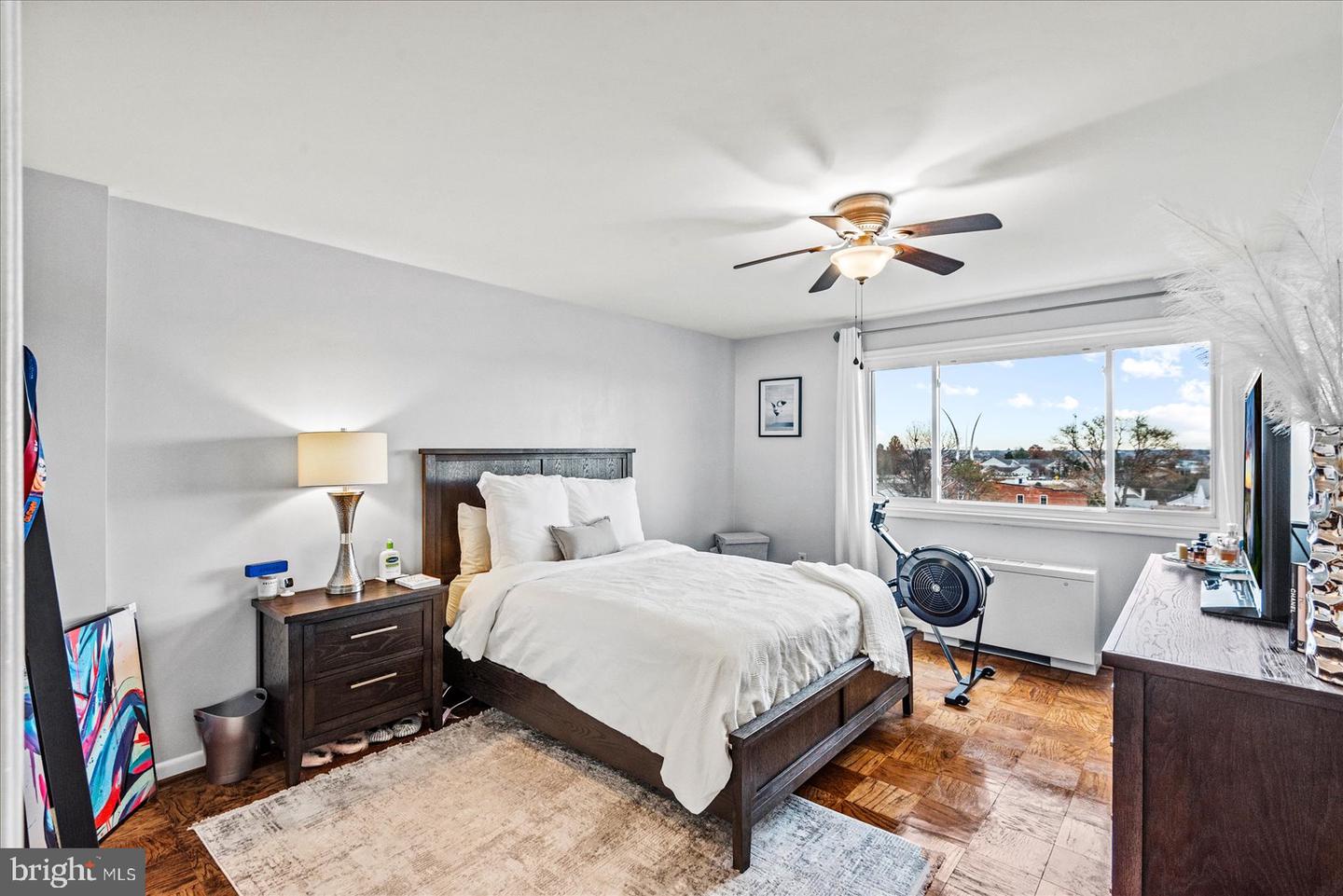 1830 COLUMBIA PIKE #410, ARLINGTON, Virginia 22204, 2 Bedrooms Bedrooms, ,1 BathroomBathrooms,Residential,For sale,1830 COLUMBIA PIKE #410,VAAR2051134 MLS # VAAR2051134