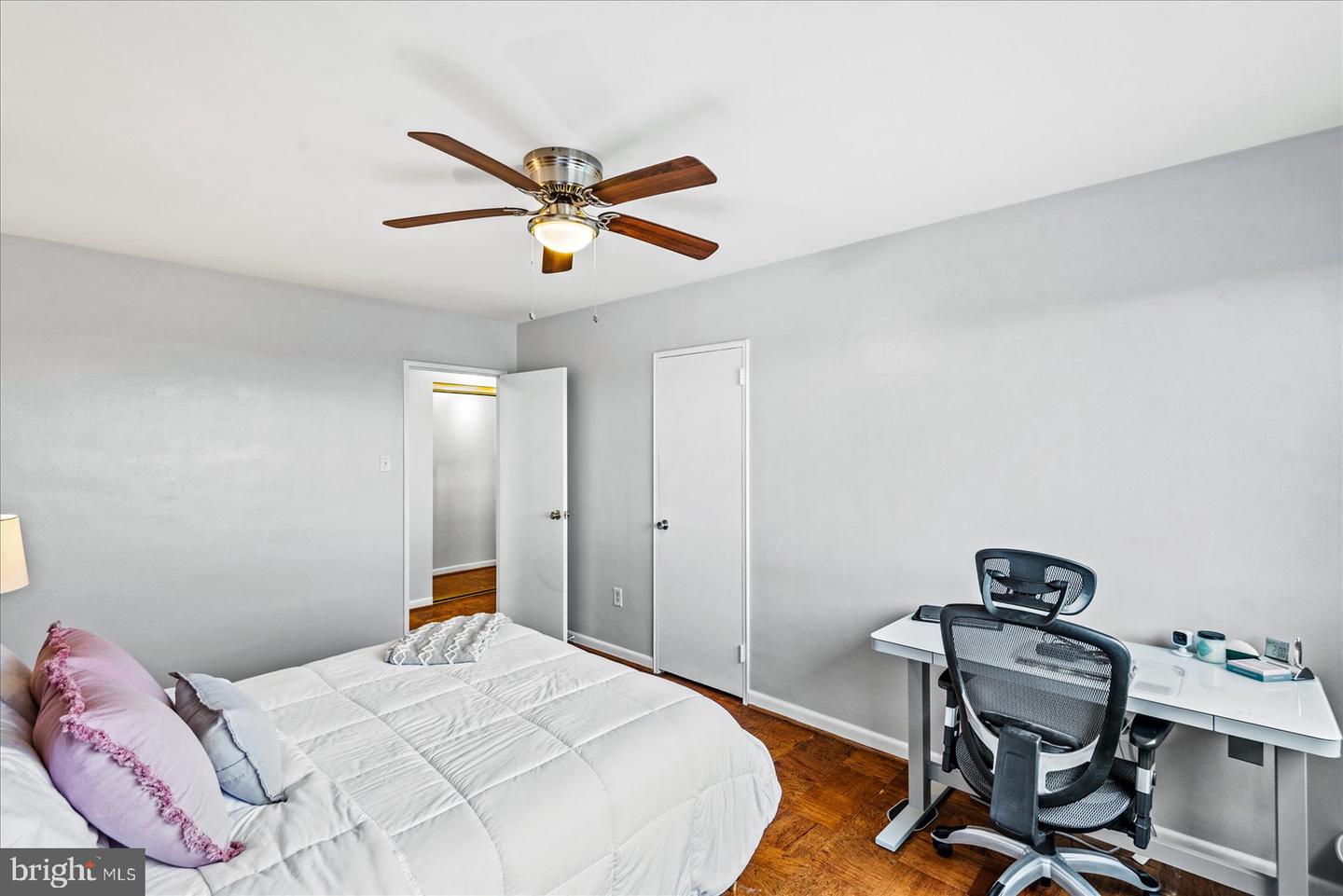 1830 COLUMBIA PIKE #410, ARLINGTON, Virginia 22204, 2 Bedrooms Bedrooms, ,1 BathroomBathrooms,Residential,For sale,1830 COLUMBIA PIKE #410,VAAR2051134 MLS # VAAR2051134