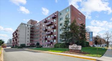 1830 COLUMBIA PIKE #410, ARLINGTON, Virginia 22204, 2 Bedrooms Bedrooms, ,1 BathroomBathrooms,Residential,For sale,1830 COLUMBIA PIKE #410,VAAR2051134 MLS # VAAR2051134