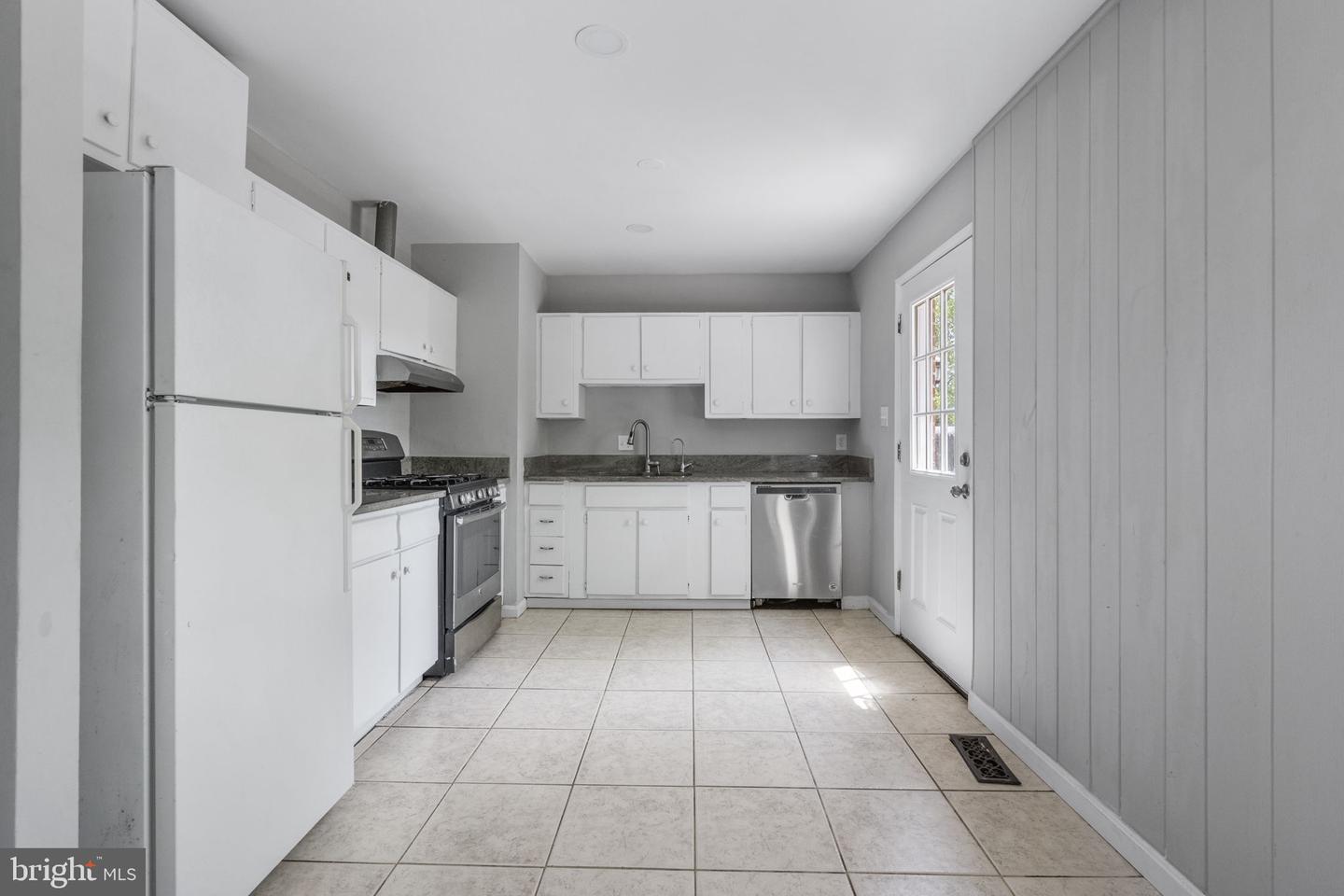 603 W CHURCH RD, STERLING, Virginia 20164, 5 Bedrooms Bedrooms, ,2 BathroomsBathrooms,Residential,For sale,603 W CHURCH RD,VALO2092592 MLS # VALO2092592