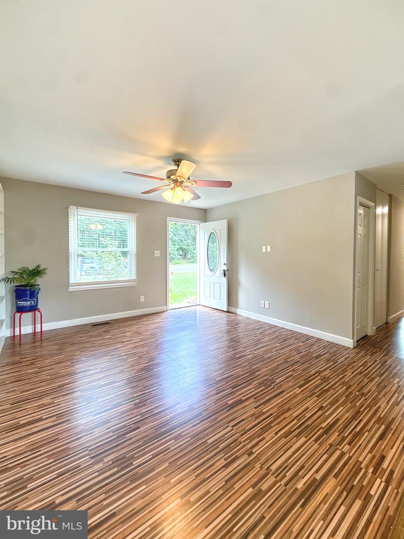 603 W CHURCH RD, STERLING, Virginia 20164, 5 Bedrooms Bedrooms, ,2 BathroomsBathrooms,Residential,For sale,603 W CHURCH RD,VALO2092592 MLS # VALO2092592