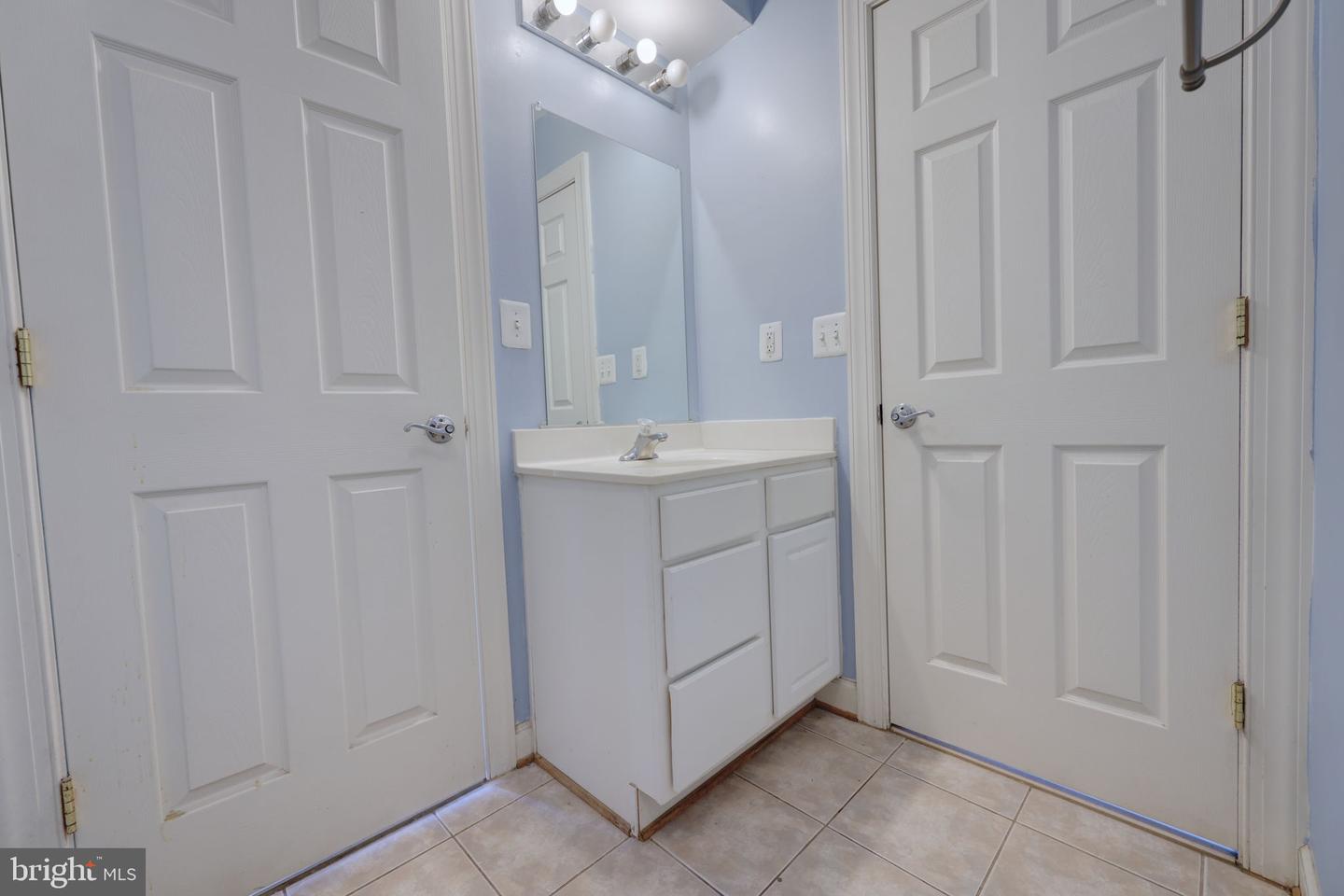 8182 COBBLE POND WAY, MANASSAS, Virginia 20111, 4 Bedrooms Bedrooms, ,3 BathroomsBathrooms,Residential,For sale,8182 COBBLE POND WAY,VAPW2096622 MLS # VAPW2096622