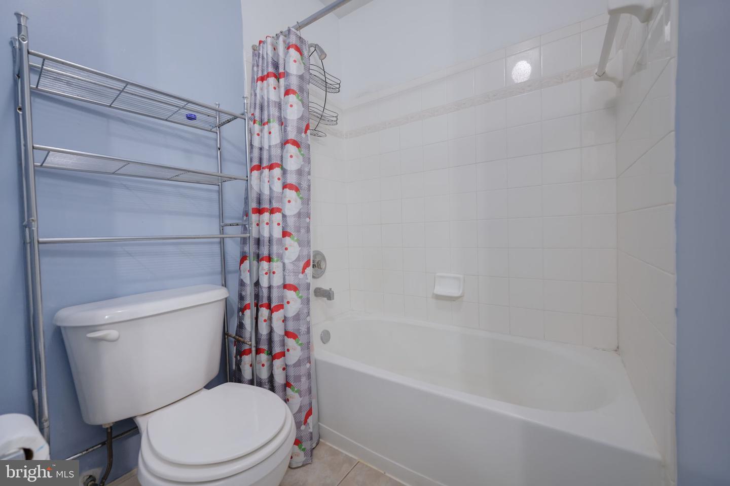 8182 COBBLE POND WAY, MANASSAS, Virginia 20111, 4 Bedrooms Bedrooms, ,3 BathroomsBathrooms,Residential,For sale,8182 COBBLE POND WAY,VAPW2096622 MLS # VAPW2096622