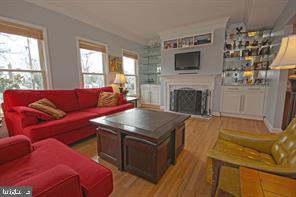 3153 14TH ST S, ARLINGTON, Virginia 22204, 2 Bedrooms Bedrooms, ,2 BathroomsBathrooms,Residential,For sale,3153 14TH ST S,VAAR2059972 MLS # VAAR2059972