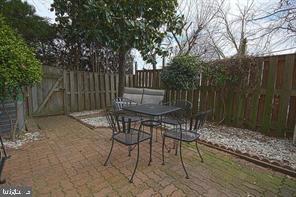 3153 14TH ST S, ARLINGTON, Virginia 22204, 2 Bedrooms Bedrooms, ,2 BathroomsBathrooms,Residential,For sale,3153 14TH ST S,VAAR2059972 MLS # VAAR2059972