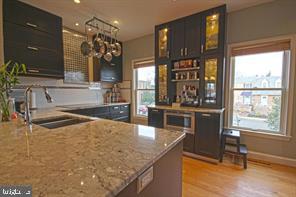 3153 14TH ST S, ARLINGTON, Virginia 22204, 2 Bedrooms Bedrooms, ,2 BathroomsBathrooms,Residential,For sale,3153 14TH ST S,VAAR2059972 MLS # VAAR2059972