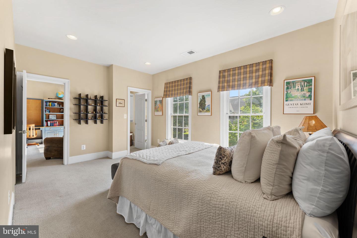 42864 SANDHURST CT, BROADLANDS, Virginia 20148, 6 Bedrooms Bedrooms, ,5 BathroomsBathrooms,Residential,For sale,42864 SANDHURST CT,VALO2101158 MLS # VALO2101158