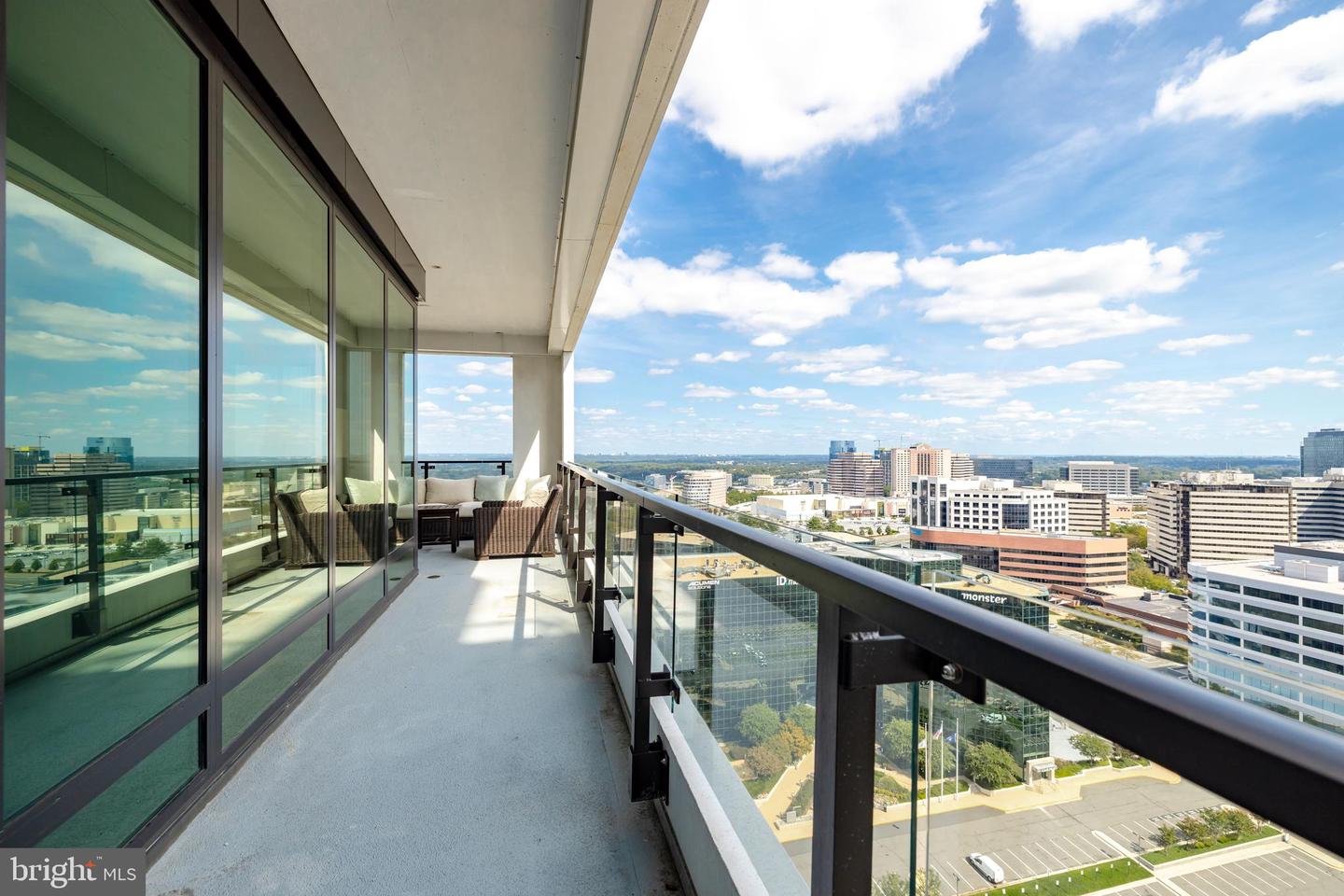 1650 SILVER HILL DR #1901, MCLEAN, Virginia 22102, 2 Bedrooms Bedrooms, ,2 BathroomsBathrooms,Residential,For sale,1650 SILVER HILL DR #1901,VAFX2259338 MLS # VAFX2259338