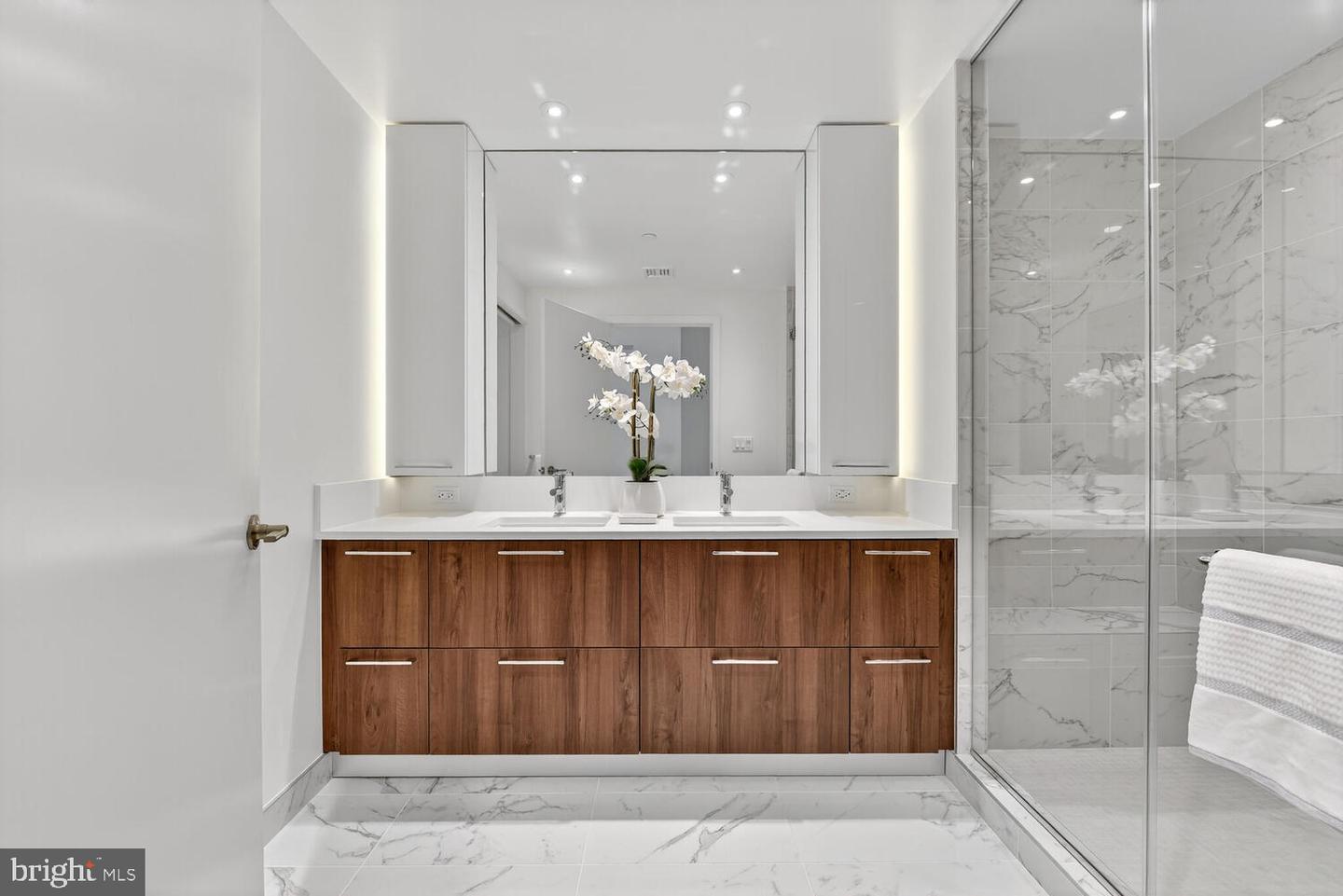 1650 SILVER HILL DR #1901, MCLEAN, Virginia 22102, 2 Bedrooms Bedrooms, ,2 BathroomsBathrooms,Residential,For sale,1650 SILVER HILL DR #1901,VAFX2259338 MLS # VAFX2259338