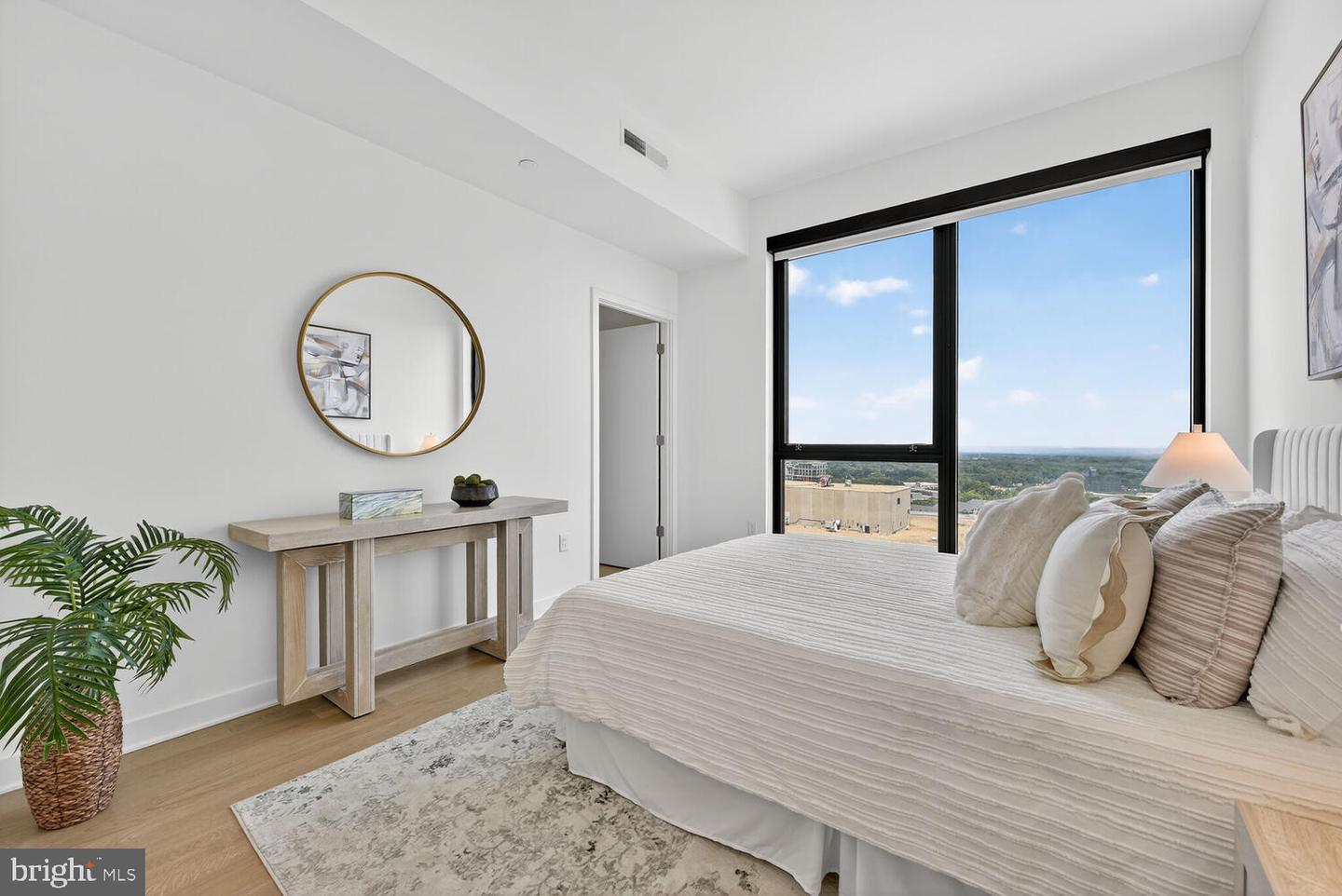 1650 SILVER HILL DR #1901, MCLEAN, Virginia 22102, 2 Bedrooms Bedrooms, ,2 BathroomsBathrooms,Residential,For sale,1650 SILVER HILL DR #1901,VAFX2259338 MLS # VAFX2259338