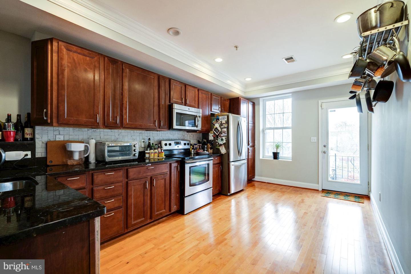 1730 1ST ST NW #2, WASHINGTON, District Of Columbia 20001, 3 Bedrooms Bedrooms, ,2 BathroomsBathrooms,Residential,For sale,1730 1ST ST NW #2,DCDC2208466 MLS # DCDC2208466
