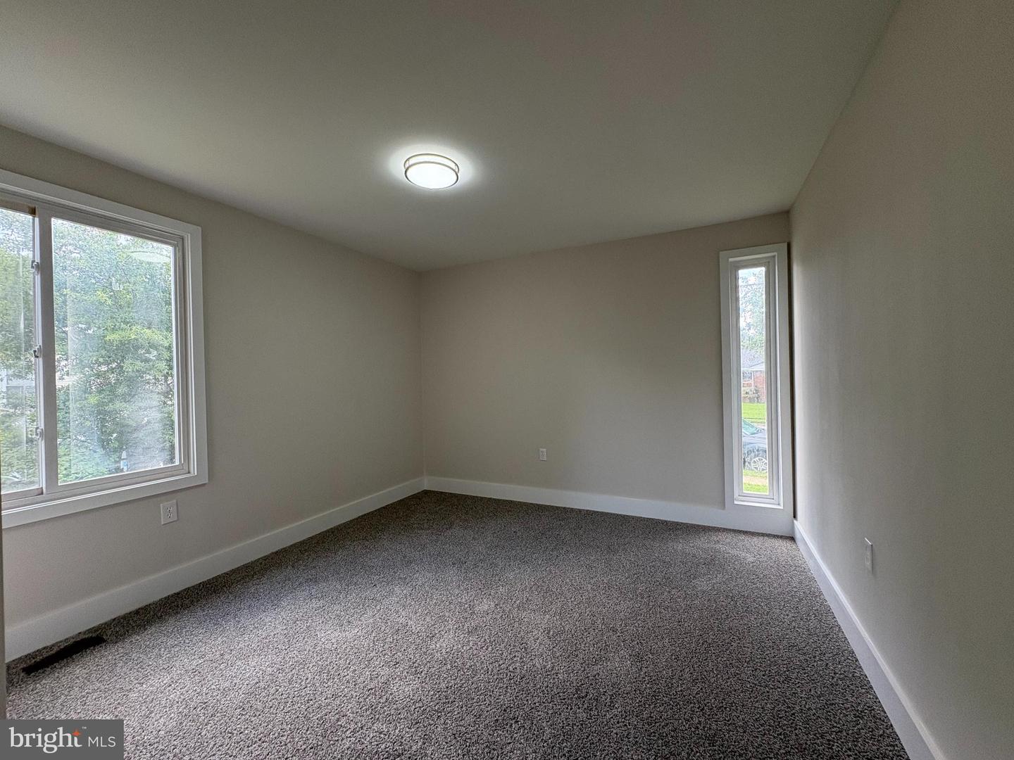 7803 FORDSON RD, ALEXANDRIA, Virginia 22306, 4 Bedrooms Bedrooms, ,2 BathroomsBathrooms,Residential,For sale,7803 FORDSON RD,VAFX2255196 MLS # VAFX2255196