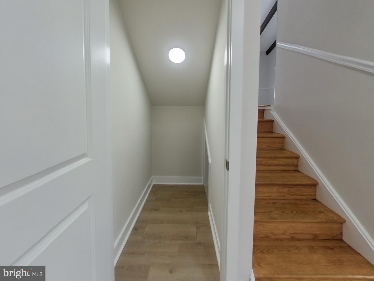 7803 FORDSON RD, ALEXANDRIA, Virginia 22306, 4 Bedrooms Bedrooms, ,2 BathroomsBathrooms,Residential,For sale,7803 FORDSON RD,VAFX2255196 MLS # VAFX2255196