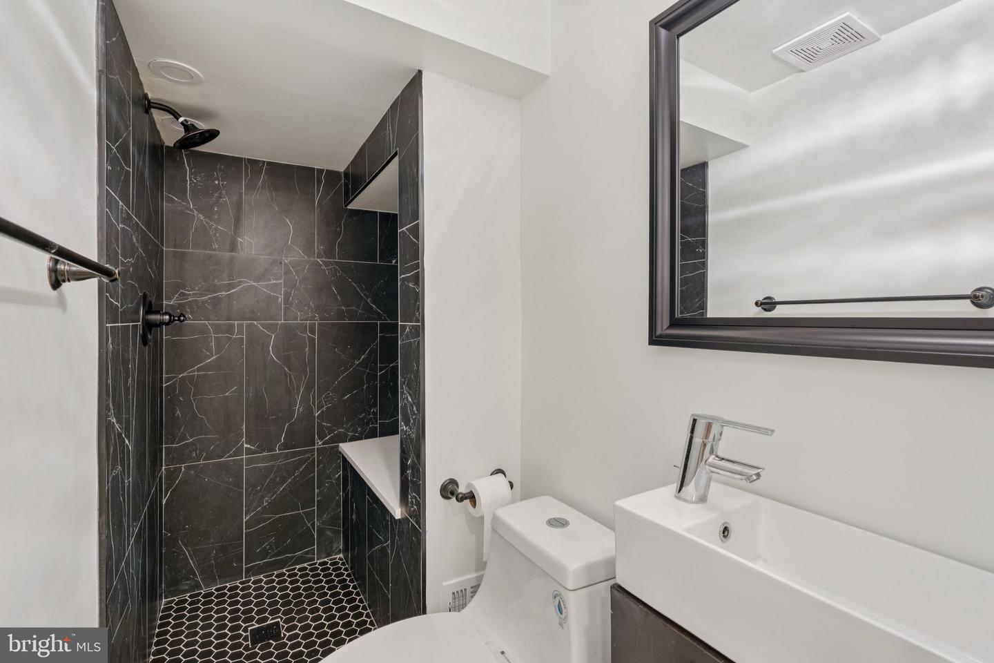 2827 ELLICOTT ST NW, WASHINGTON, District Of Columbia 20008, 5 Bedrooms Bedrooms, ,4 BathroomsBathrooms,Residential,For sale,2827 ELLICOTT ST NW,DCDC2210420 MLS # DCDC2210420