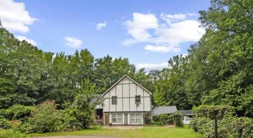 8110 HOBSON LN, KING GEORGE, Virginia 22485, 3 Bedrooms Bedrooms, ,2 BathroomsBathrooms,Residential,For sale,8110 HOBSON LN,VAKG2006760 MLS # VAKG2006760