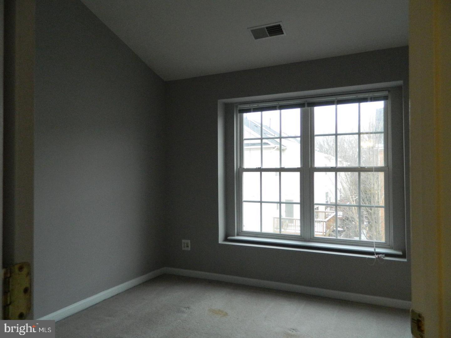 7574 GREAT SWAN CT, ALEXANDRIA, Virginia 22306, 3 Bedrooms Bedrooms, ,2 BathroomsBathrooms,Residential,For sale,7574 GREAT SWAN CT,VAFX2258252 MLS # VAFX2258252