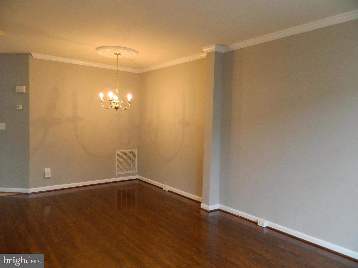 7574 GREAT SWAN CT, ALEXANDRIA, Virginia 22306, 3 Bedrooms Bedrooms, ,2 BathroomsBathrooms,Residential,For sale,7574 GREAT SWAN CT,VAFX2258252 MLS # VAFX2258252