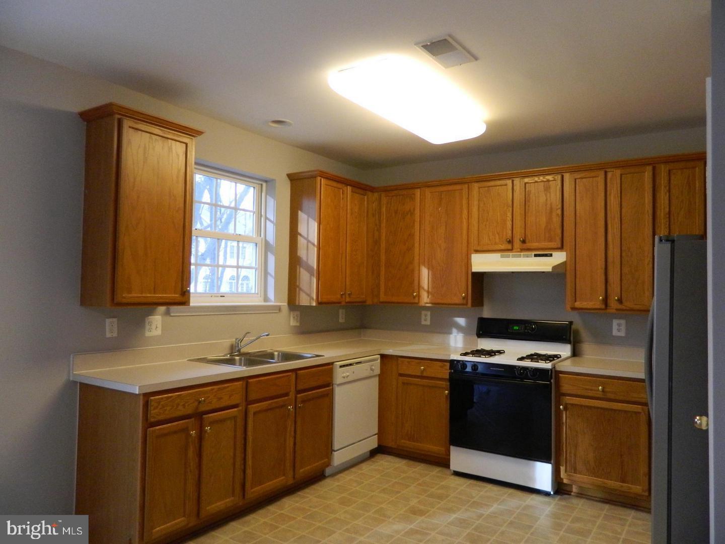 7574 GREAT SWAN CT, ALEXANDRIA, Virginia 22306, 3 Bedrooms Bedrooms, ,2 BathroomsBathrooms,Residential,For sale,7574 GREAT SWAN CT,VAFX2258252 MLS # VAFX2258252