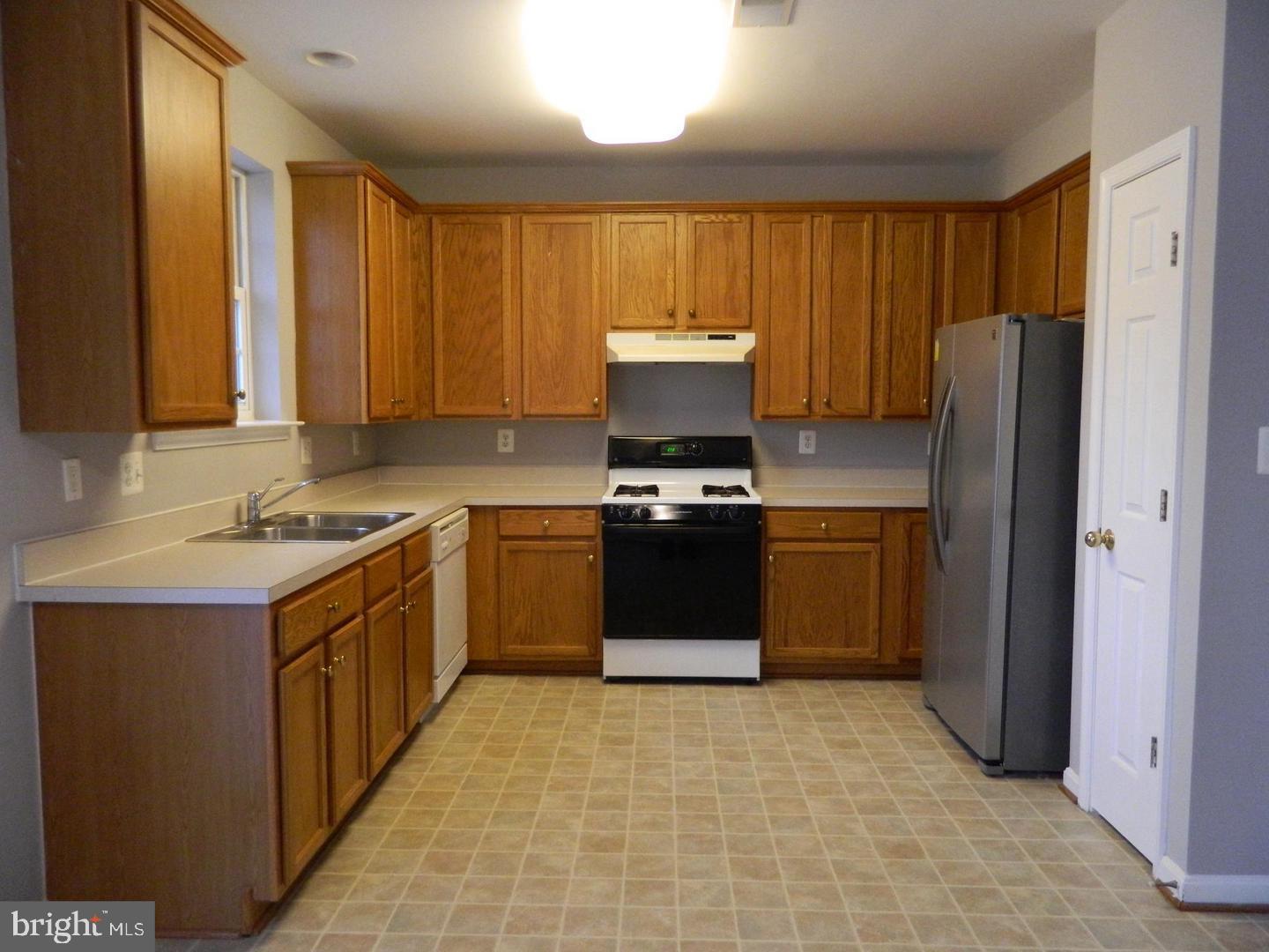 7574 GREAT SWAN CT, ALEXANDRIA, Virginia 22306, 3 Bedrooms Bedrooms, ,2 BathroomsBathrooms,Residential,For sale,7574 GREAT SWAN CT,VAFX2258252 MLS # VAFX2258252