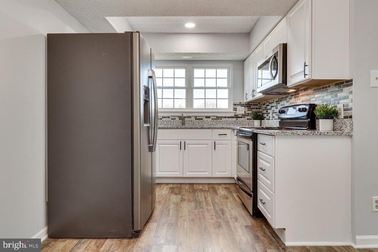 12100 GREENWAY CT #301, FAIRFAX, Virginia 22033, 3 Bedrooms Bedrooms, 5 Rooms Rooms,2 BathroomsBathrooms,Residential,For sale,12100 GREENWAY CT #301,VAFX2258432 MLS # VAFX2258432