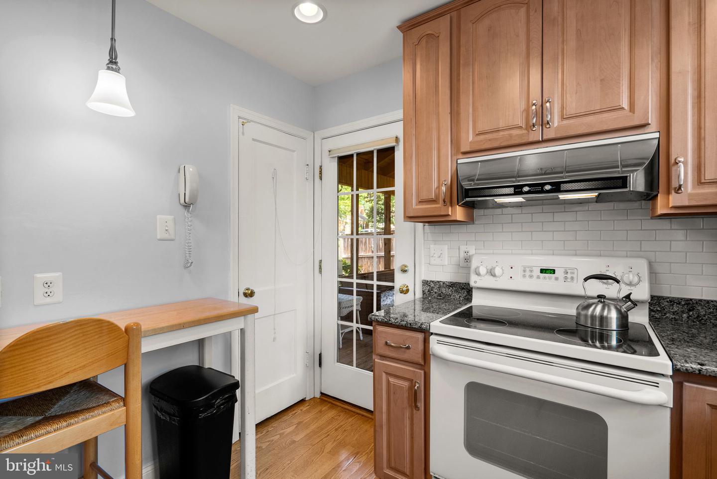 2835 W GEORGE MASON RD, FALLS CHURCH, Virginia 22042, 4 Bedrooms Bedrooms, ,2 BathroomsBathrooms,Residential,For sale,2835 W GEORGE MASON RD,VAFX2258576 MLS # VAFX2258576