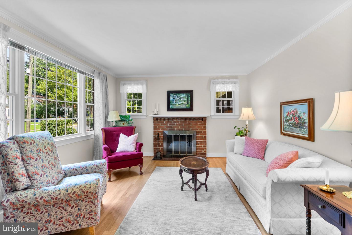 2835 W GEORGE MASON RD, FALLS CHURCH, Virginia 22042, 4 Bedrooms Bedrooms, ,2 BathroomsBathrooms,Residential,For sale,2835 W GEORGE MASON RD,VAFX2258576 MLS # VAFX2258576