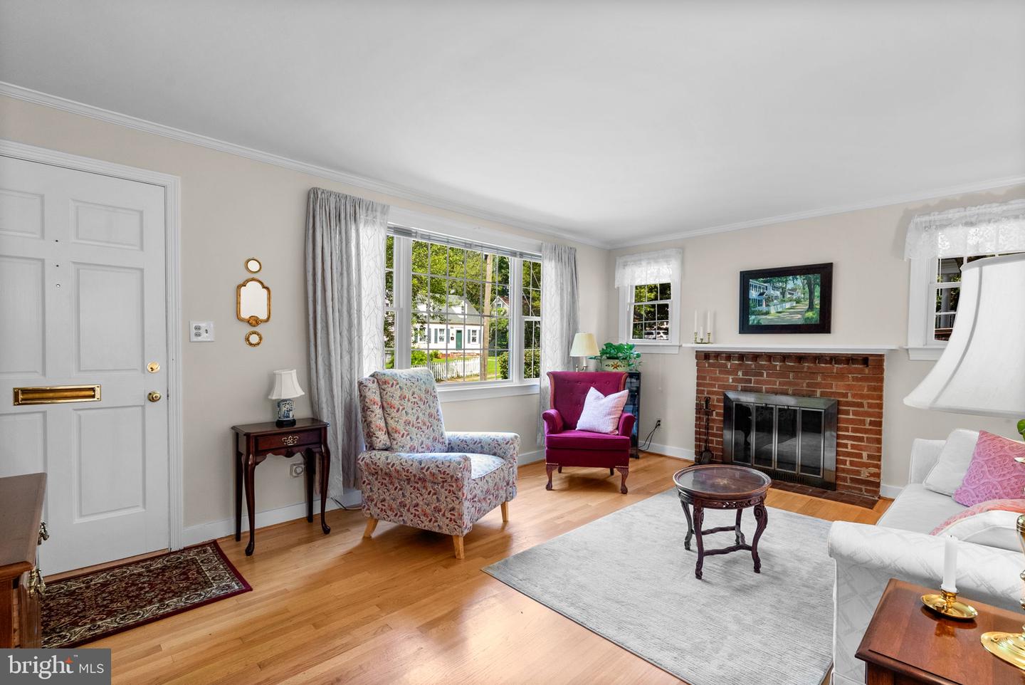 2835 W GEORGE MASON RD, FALLS CHURCH, Virginia 22042, 4 Bedrooms Bedrooms, ,2 BathroomsBathrooms,Residential,For sale,2835 W GEORGE MASON RD,VAFX2258576 MLS # VAFX2258576