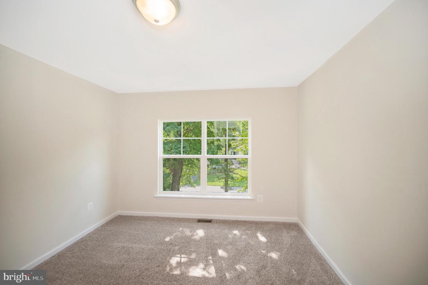 1004 AQUIA DR, STAFFORD, Virginia 22554, 5 Bedrooms Bedrooms, 12 Rooms Rooms,3 BathroomsBathrooms,Residential,For sale,1004 AQUIA DR,VAST2041334 MLS # VAST2041334