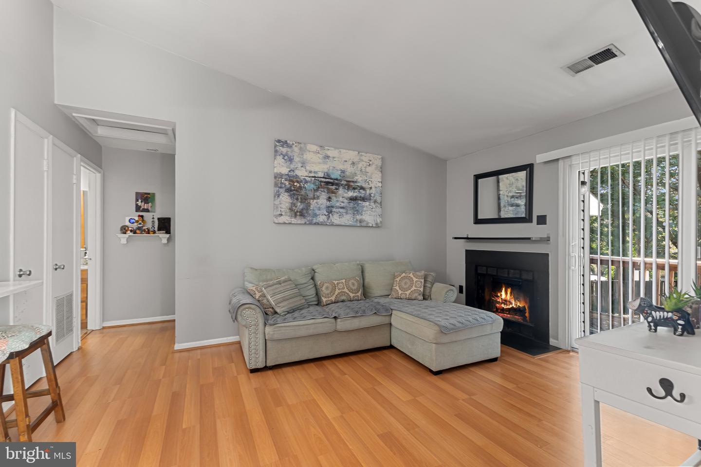 8639 BEEKMAN PL #39D, ALEXANDRIA, Virginia 22309, 1 Bedroom Bedrooms, ,1 BathroomBathrooms,Residential,For sale,8639 BEEKMAN PL #39D,VAFX2258634 MLS # VAFX2258634