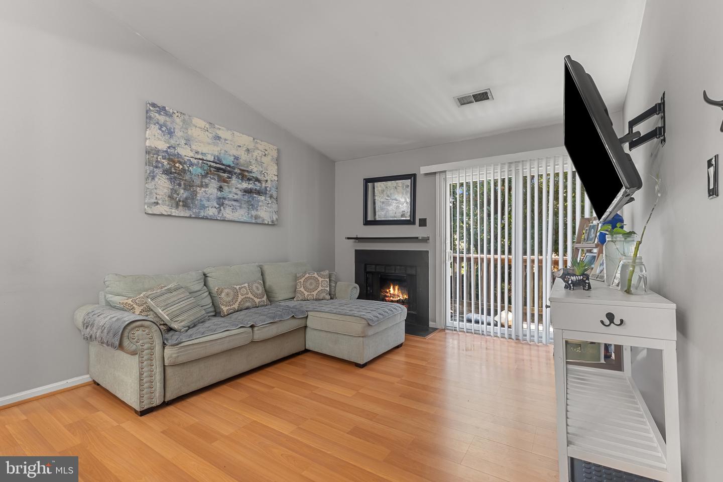 8639 BEEKMAN PL #39D, ALEXANDRIA, Virginia 22309, 1 Bedroom Bedrooms, ,1 BathroomBathrooms,Residential,For sale,8639 BEEKMAN PL #39D,VAFX2258634 MLS # VAFX2258634