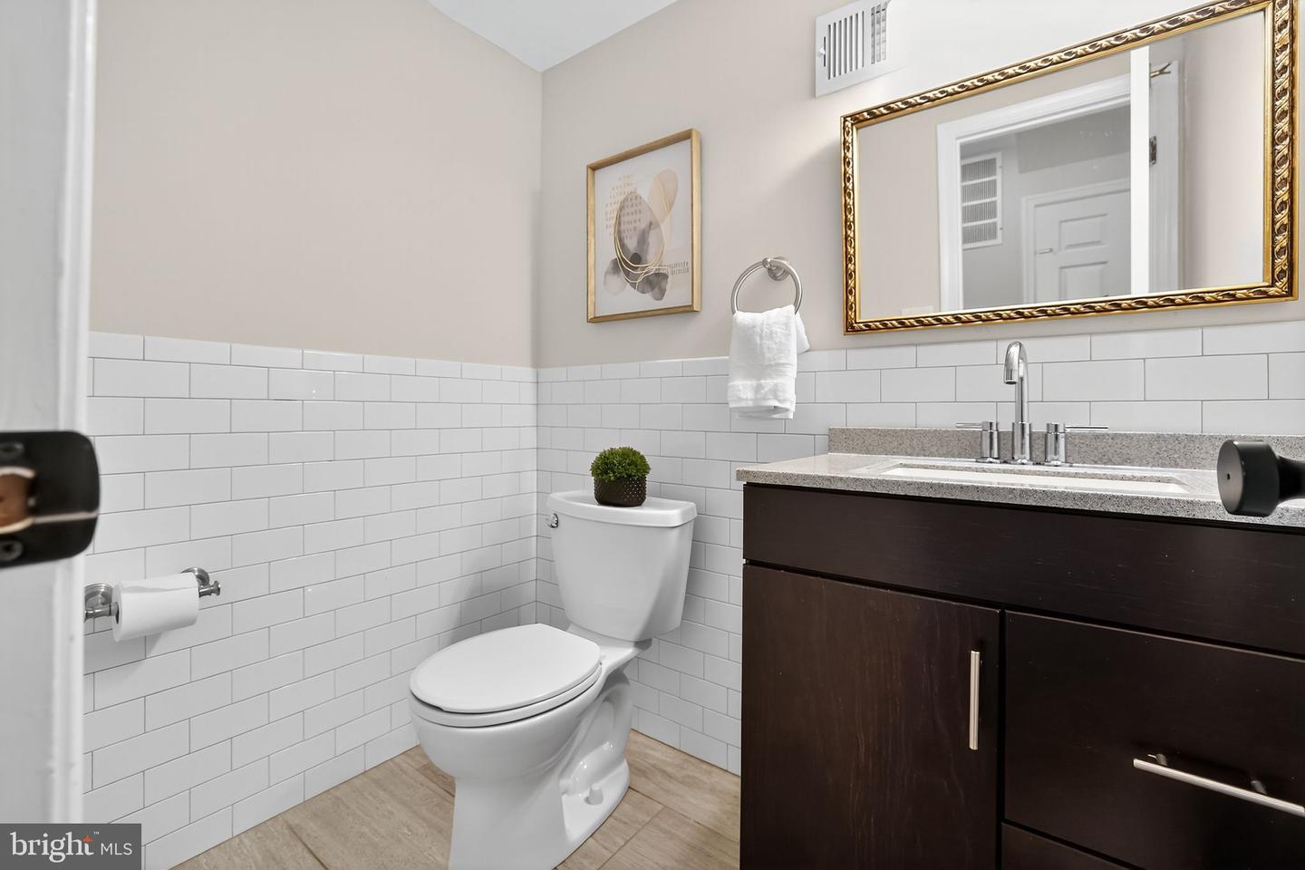 3906 17TH PL NE, WASHINGTON, District Of Columbia 20018, 4 Bedrooms Bedrooms, ,3 BathroomsBathrooms,Residential,For sale,3906 17TH PL NE,DCDC2213348 MLS # DCDC2213348