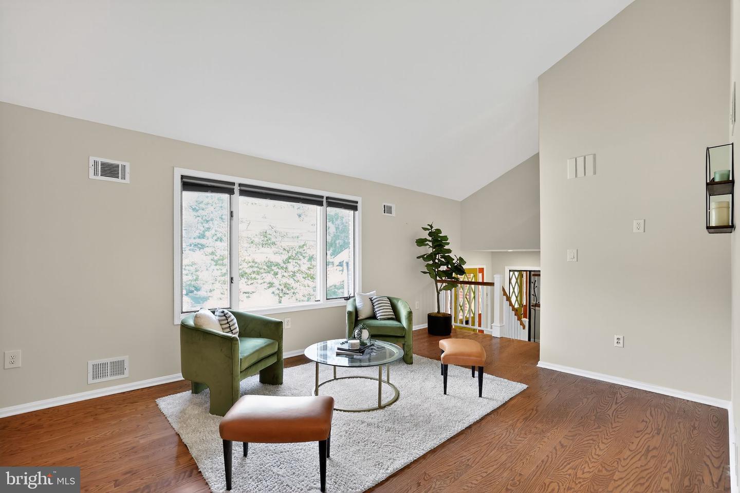 3906 17TH PL NE, WASHINGTON, District Of Columbia 20018, 4 Bedrooms Bedrooms, ,3 BathroomsBathrooms,Residential,For sale,3906 17TH PL NE,DCDC2213348 MLS # DCDC2213348