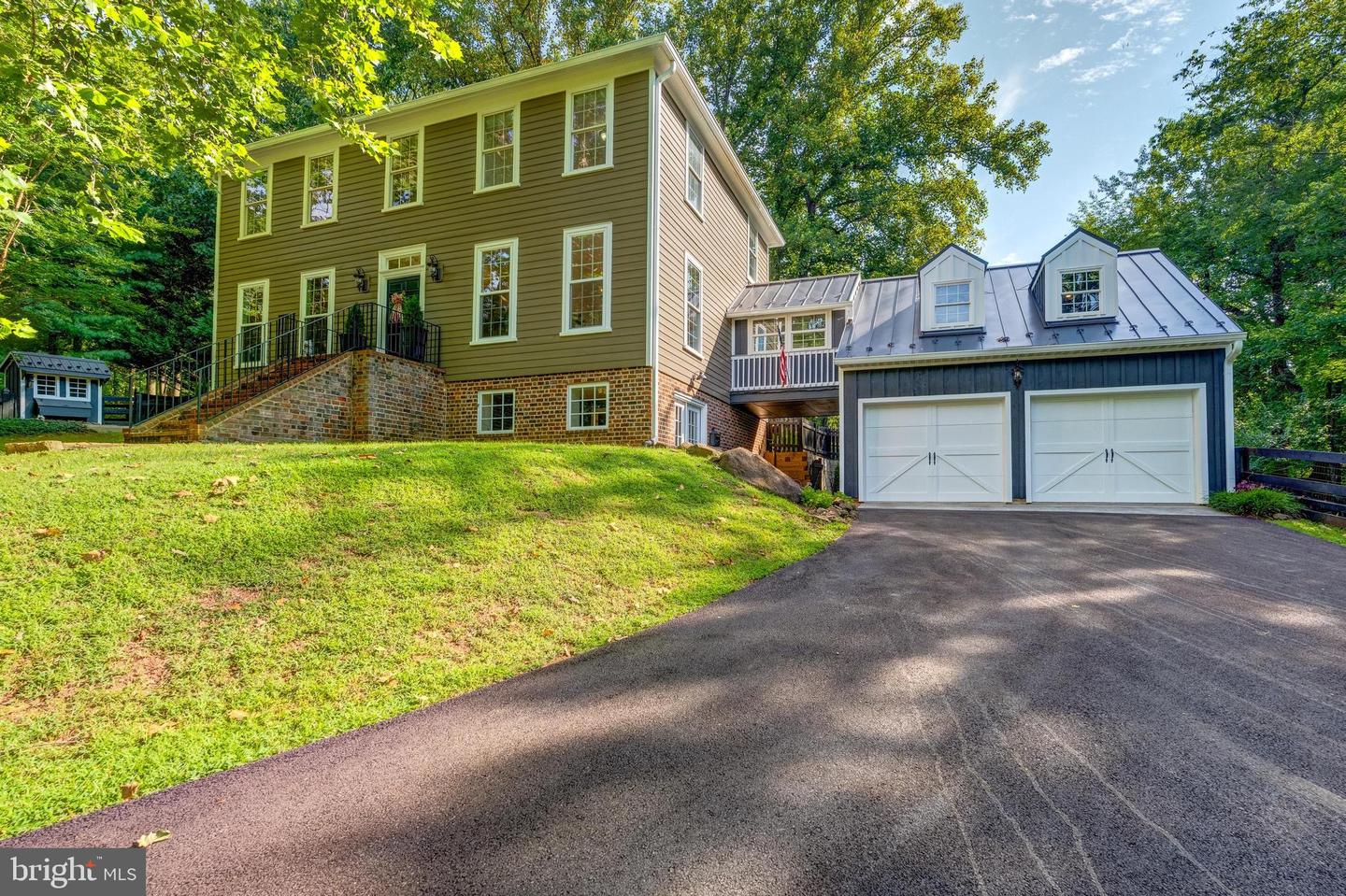 35330 SCOTLAND HEIGHTS RD, ROUND HILL, Virginia 20141, 5 Bedrooms Bedrooms, ,3 BathroomsBathrooms,Residential,For sale,35330 SCOTLAND HEIGHTS RD,VALO2103880 MLS # VALO2103880