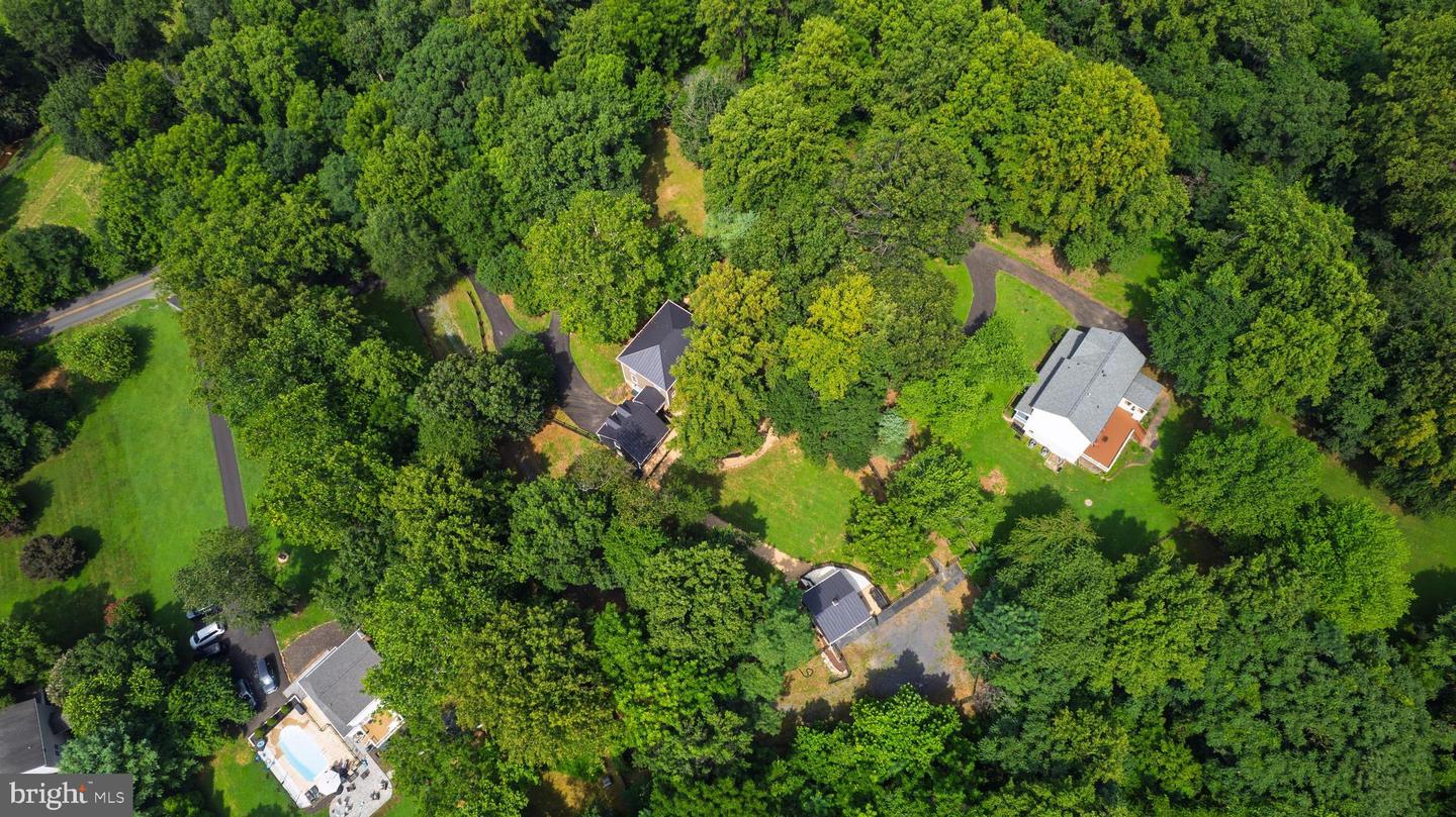 35330 SCOTLAND HEIGHTS RD, ROUND HILL, Virginia 20141, 5 Bedrooms Bedrooms, ,3 BathroomsBathrooms,Residential,For sale,35330 SCOTLAND HEIGHTS RD,VALO2103880 MLS # VALO2103880