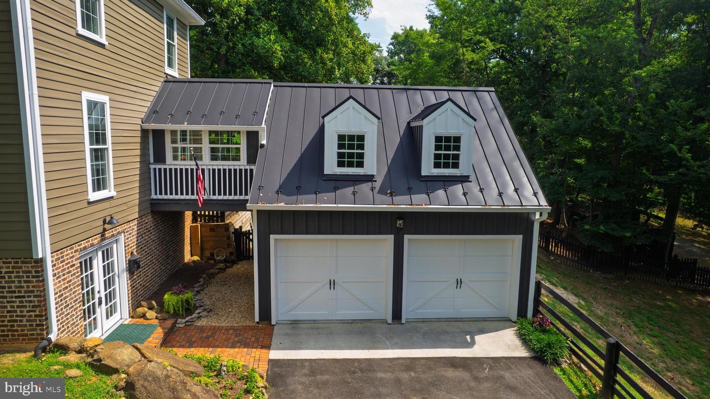 35330 SCOTLAND HEIGHTS RD, ROUND HILL, Virginia 20141, 5 Bedrooms Bedrooms, ,3 BathroomsBathrooms,Residential,For sale,35330 SCOTLAND HEIGHTS RD,VALO2103880 MLS # VALO2103880