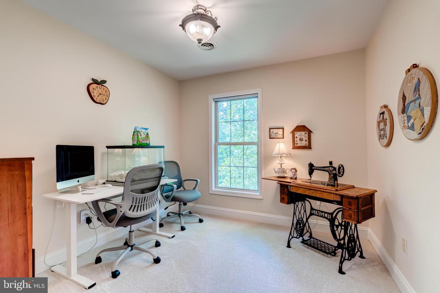 35330 SCOTLAND HEIGHTS RD, ROUND HILL, Virginia 20141, 5 Bedrooms Bedrooms, ,3 BathroomsBathrooms,Residential,For sale,35330 SCOTLAND HEIGHTS RD,VALO2103880 MLS # VALO2103880