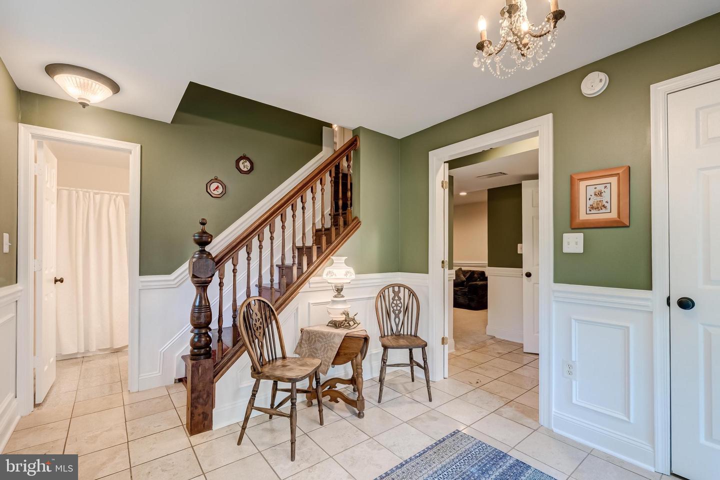 35330 SCOTLAND HEIGHTS RD, ROUND HILL, Virginia 20141, 5 Bedrooms Bedrooms, ,3 BathroomsBathrooms,Residential,For sale,35330 SCOTLAND HEIGHTS RD,VALO2103880 MLS # VALO2103880
